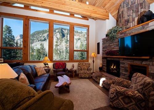 Custom-Built Colorado Mountain Home - Large Deck - Mile to Purgatory