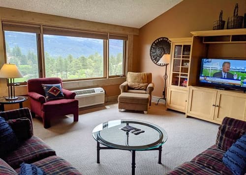Tamarron Lodge #411 - Mtn Views - Golf - AC/Pool/Hot Tub - Ski Shuttle