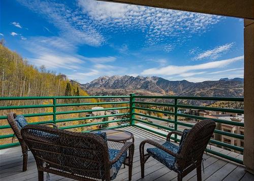 Corner Penthouse at Purgatory - Private Hot Tub - Huge Deck - Awesome Views