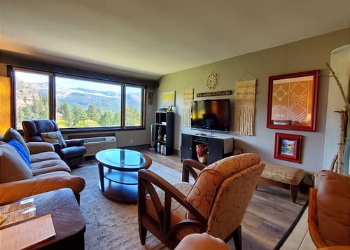 Tamarron Lodge #203-201 - Mtn Views - Golf - AC/Pool/Hot Tub - Ski Shuttle
