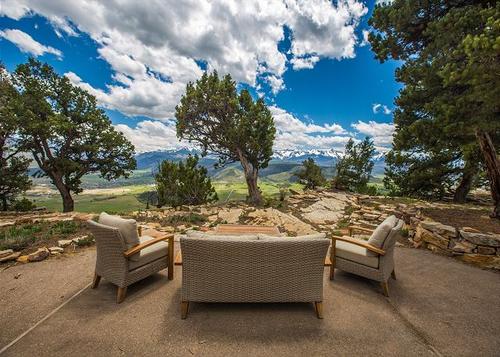 Recently Remodeled Luxury Home - Spectacular Views - Access to Trails