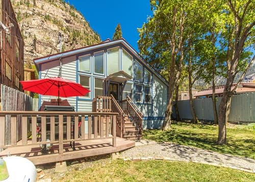Downtown Ouray/2 Blocks to Hot Springs/Fiber Optic WiFi/Pet Friendly