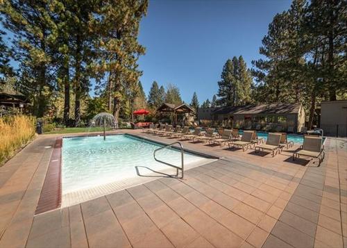 New Listing! Remodeled & Stunning ~ Zen Retreat at the 7th Mountain Resort