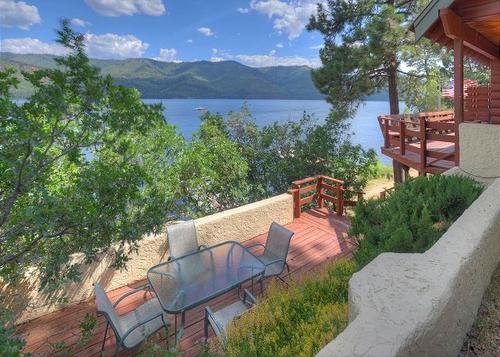 Waterfront Cabin on Lake Vallecito