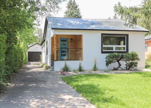Pet Friendly Modern home in Downtown Durango - Fenced Yard - Central AC