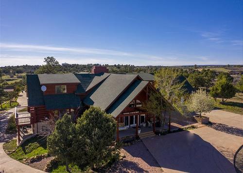 NEW! Heartland Lodge and Entire Mesa Family Retreat - Mtn Views, Near Forest