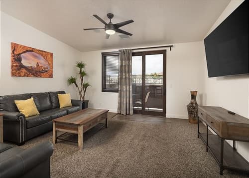 Monthly Stays | Downtown Moab | Bike Storage | Perfect Layout & Parking!