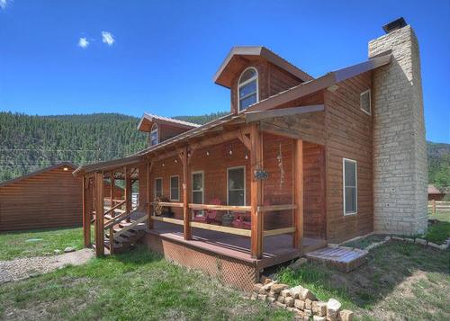 New! Mountain Modern Cabin - Walking Distance to River - Dogs Welcome!