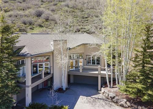 New! West-Vail Home Minutes from Vail and Beaver Creek, Private Hot Tub
