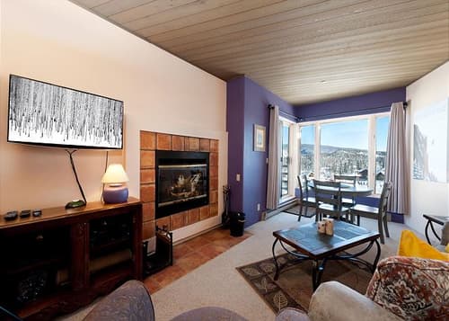 New Listing! Views, Deck - Ski In/Out - Fireplace - Affordable - Eolus#420