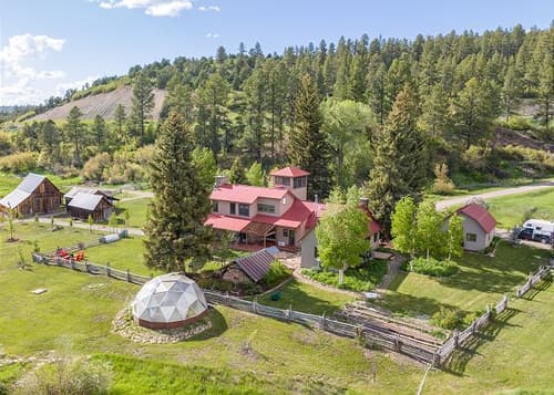 Historic Renovated Home on 300 Acre Ranch  - Hot Tub/Pool Table/Trails 