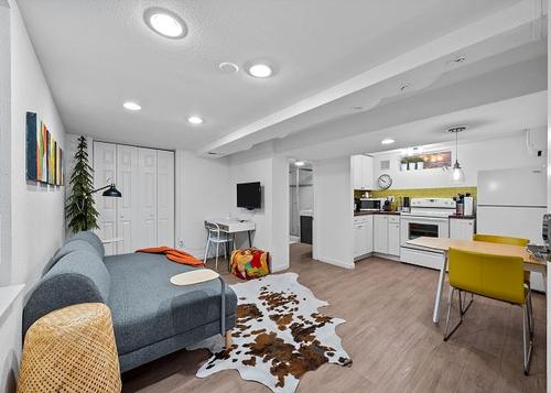 New! Urban Nest in the Heart of Uptown Denver - Hot Tub/ Desk/ Outdoor Oasis