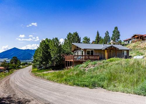New Listing! Newly Remodeled, Stunning Views, Deck, Walk to Downtown Creede