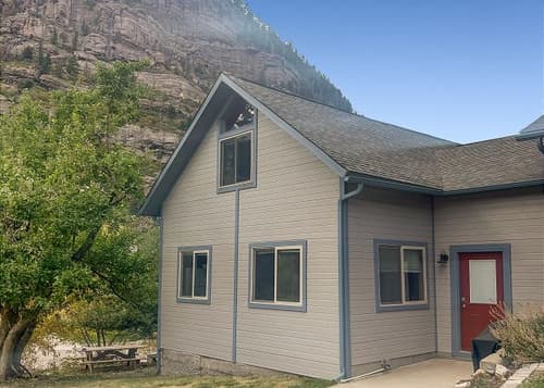 Holiday Special - Tumble Inn - Cozy - Heart of Ouray - Walk to Downtown