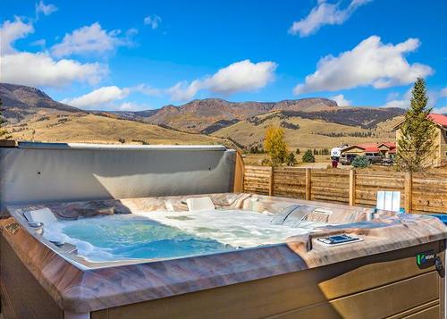 New Listing! Luxury Home, Private Hot Tub, Mountain Views, Pet-Friendly