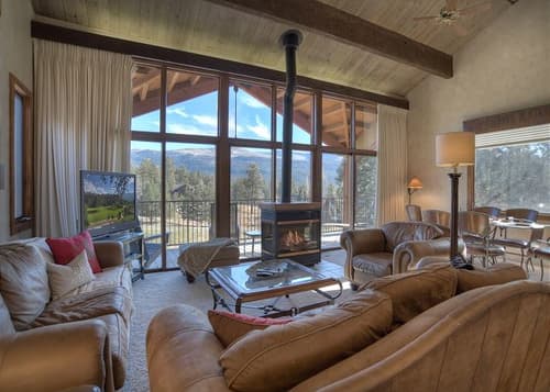 New! Stunning Mountain Retreat |10 min to Ski - Golf Course - AC/Pool/HotTub