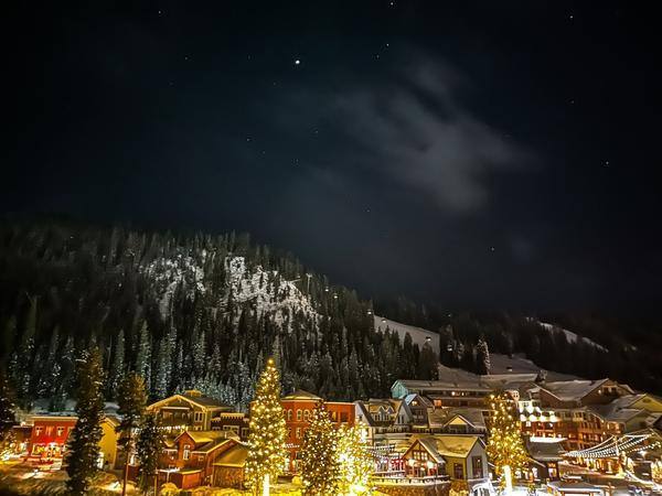 christmas towns in colorado